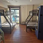 Boardrider Backpackers And Budget Motel